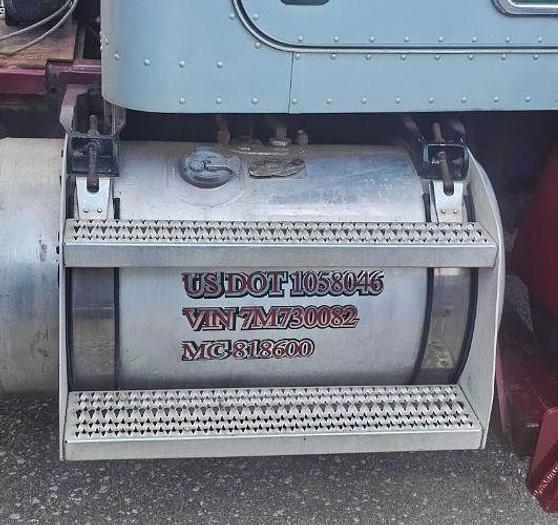 Used 2007 Peterbilt 579 Car Hauler