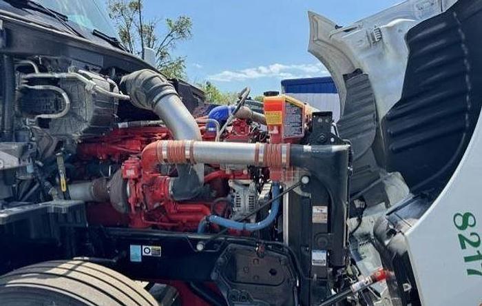 Used 2022 KENWORTH T680