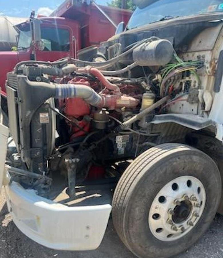Used 2015 Peterbilt 587