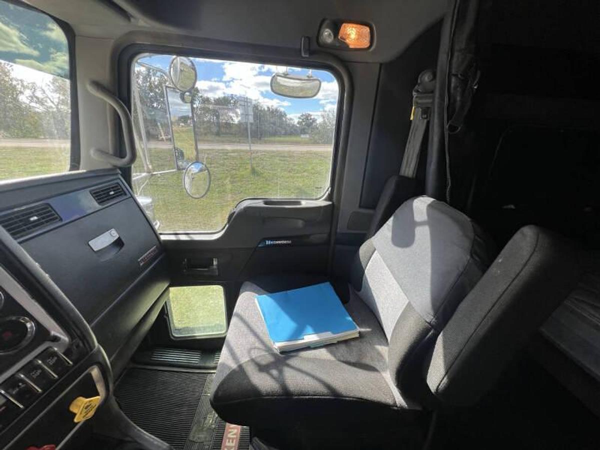 Used 2014 Kenworth W900L