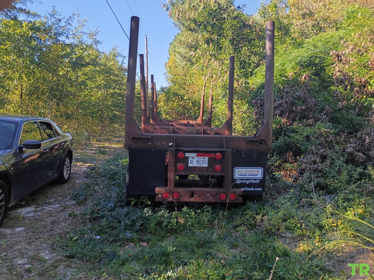 Used 2010 Logging Trailers 40' and 44'