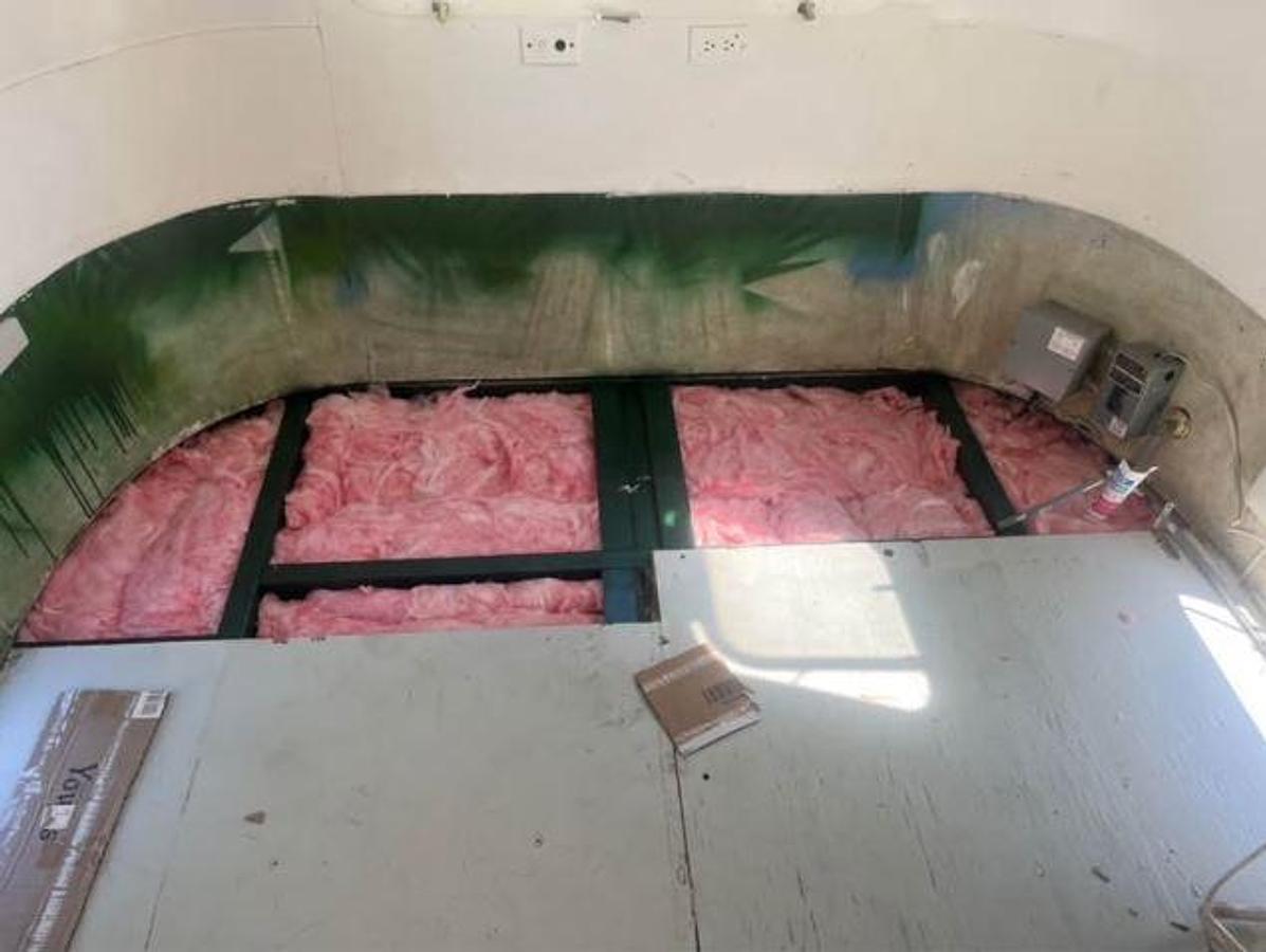 Used 1992 Airstream Excella Travel Trailer