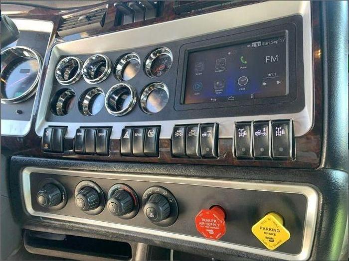 Used 2019 KENWORTH W900L