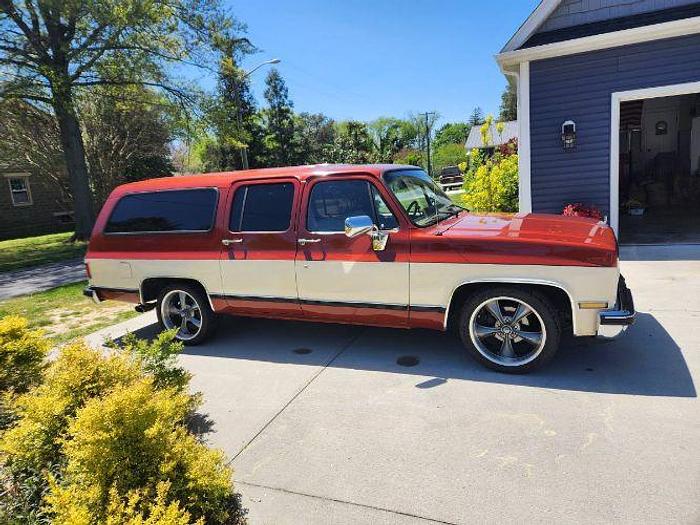 Used 1990 Chevrolet Suburban Silverado Package