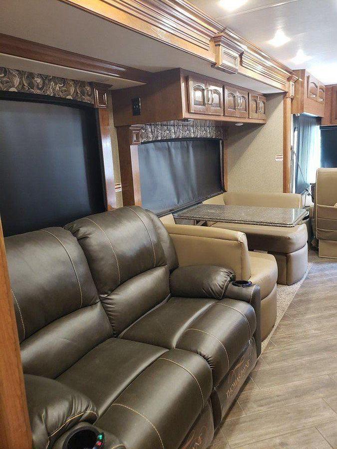 Used 2018 Holiday Rambler Endeavor XL 38N  360 XCM Diesel Pusher Motorhome
