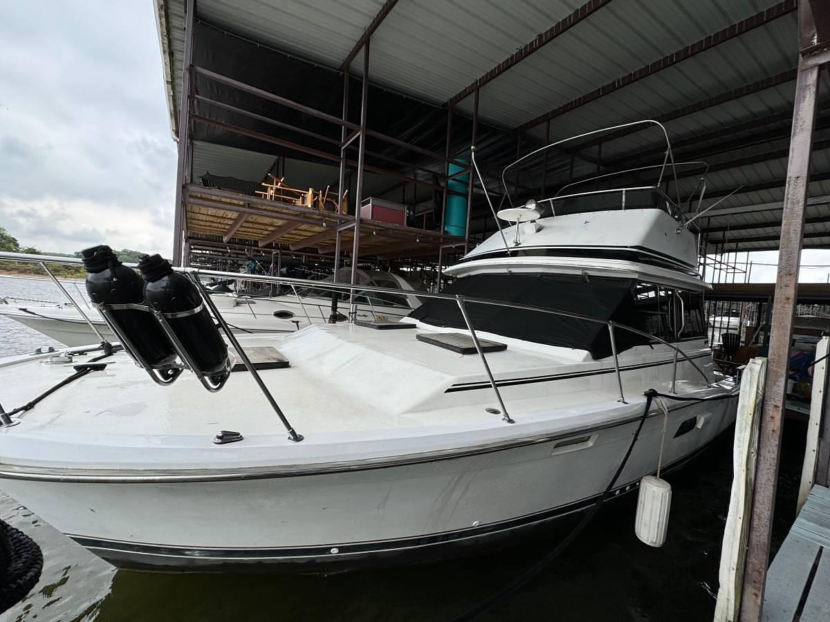 Used 1978 Trojan F32 Yacht