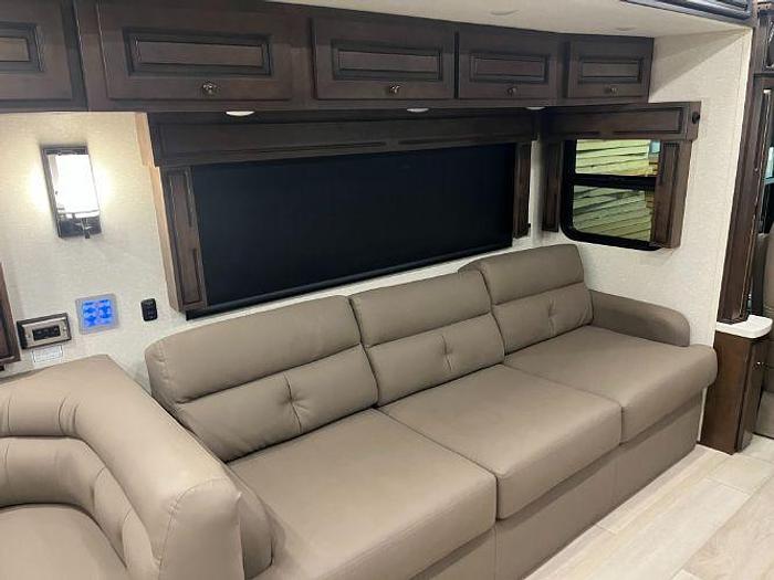 Used 2022 Newmar Dutch Star 4310