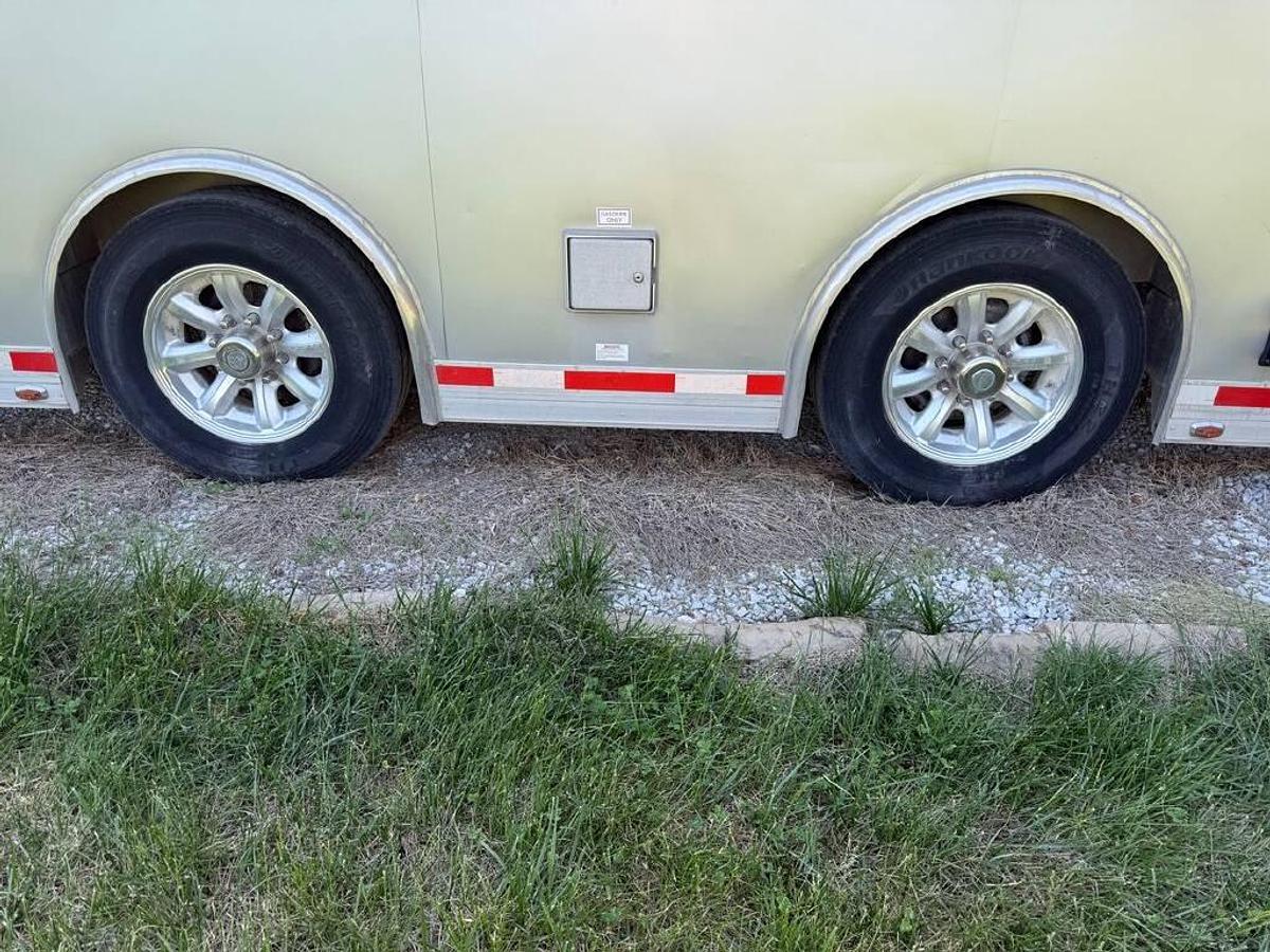 Used 2016 Atc Quest X Living Quarters Trailer