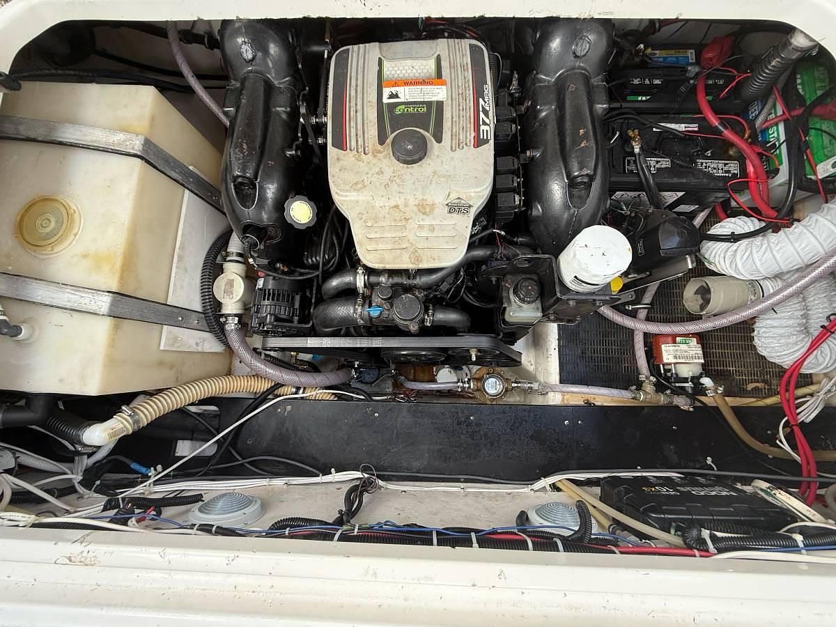 Used 1997 Chris Craft 26 Crowne