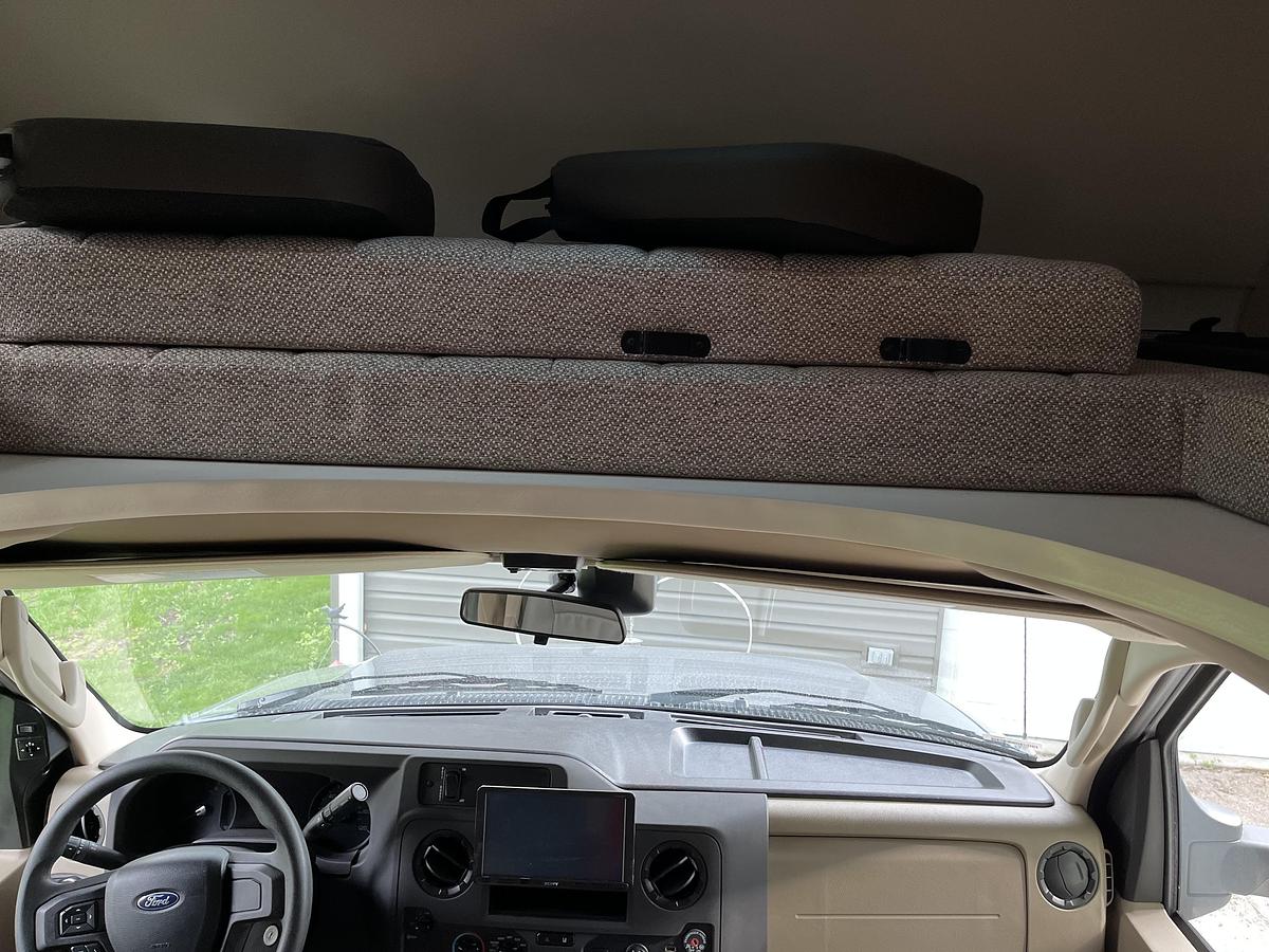 Used 2022 Winnebago Minnie Winnie E-Series 32-1 Class C Motorhome