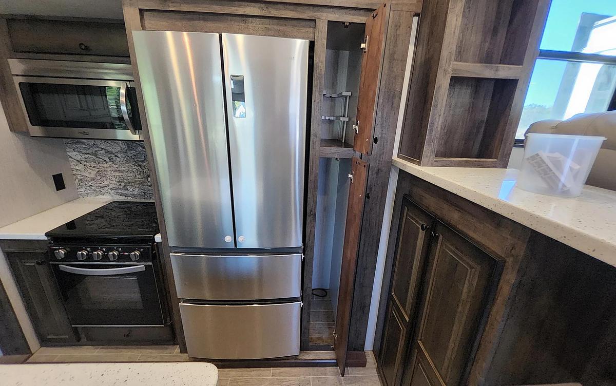 Used 2020 Heartland Bighorn Traveler 38FL Fifth Wheel