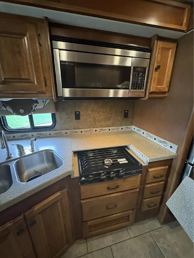 Used 2014 Tiffin Allegro RED 34QFA