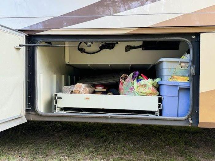 Used 2006 Monaco Diplomat 40PDQ