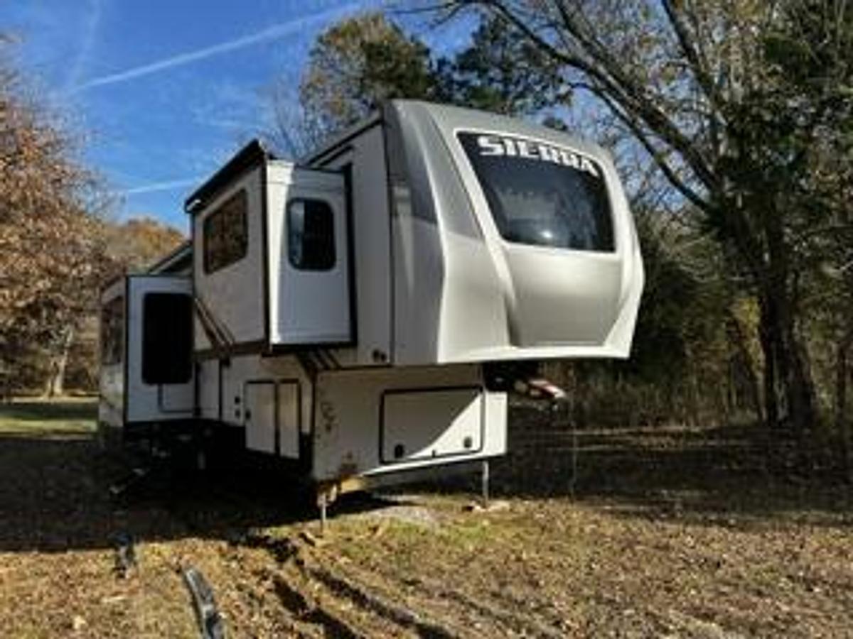 Used 2021 Forest River Sierra Luxury 391FLRB