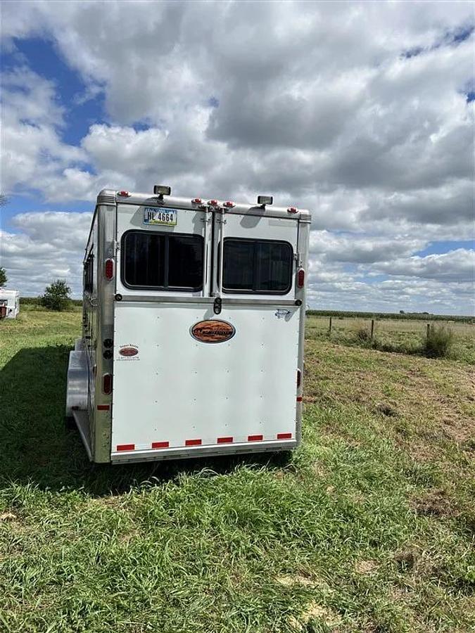 Used 2010 Sundowner Sunlite 720 6 Horse