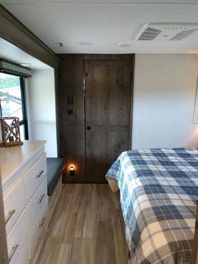 Used 2021 Alliance RV Paradigm 370FB