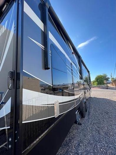 Used 2018 Grand Design Momentum 349M