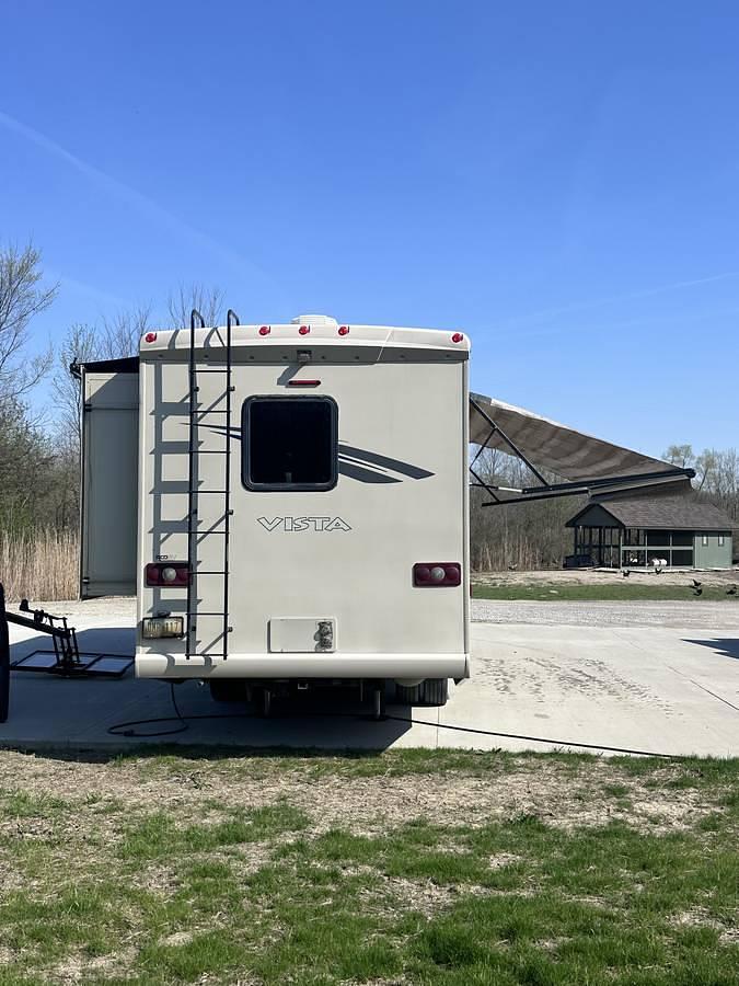 Used 2018 Winnebago Vista