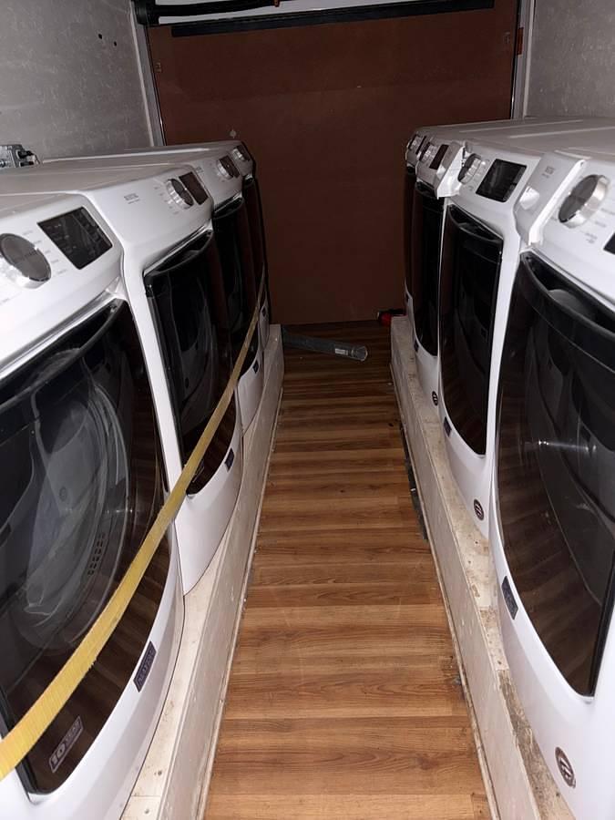 Used 2019 Laundry 20 Ft Trailer