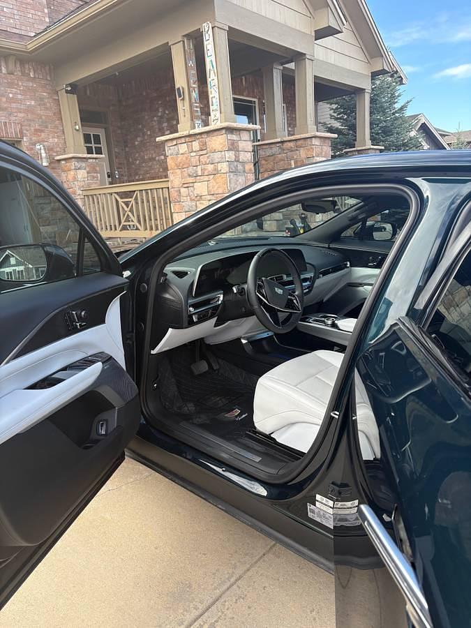 Used 2024 Cadillac LYRIQ Luxury 3