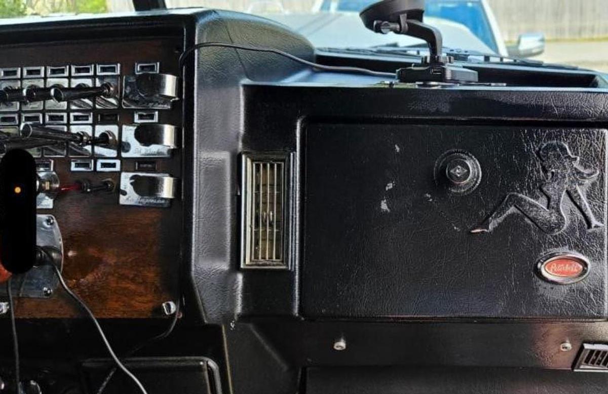 Used 2000 Peterbilt 379