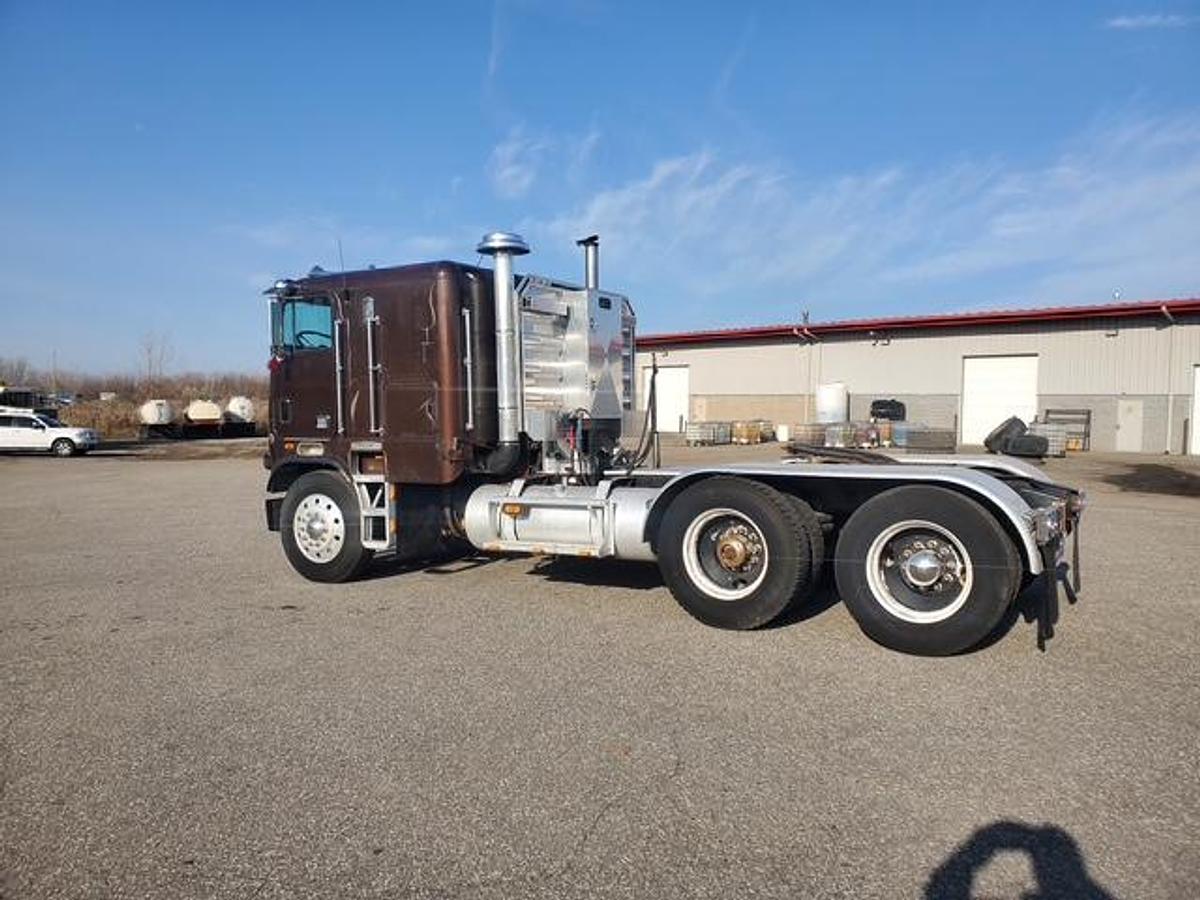 Used 1985 Freightliner Cab Over