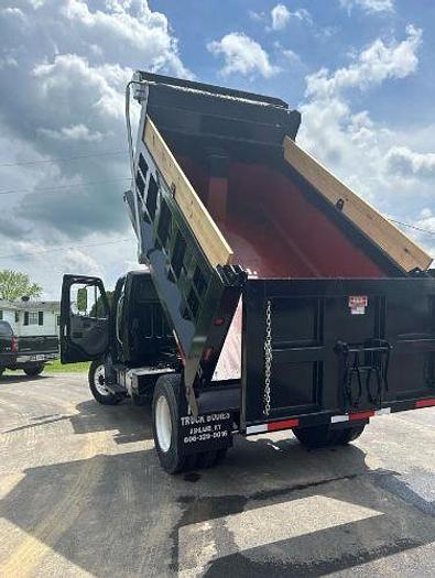 Used 2016 Freightliner BUSINESS CLASS M2 106