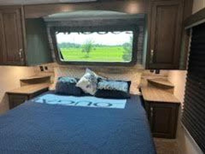 Used 2021 Keystone Cougar 364BHL