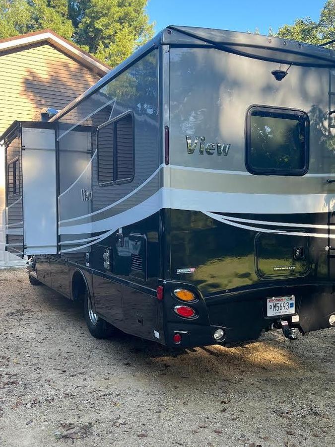 Used 2019 Winnebago View 24V Class C Motorhome