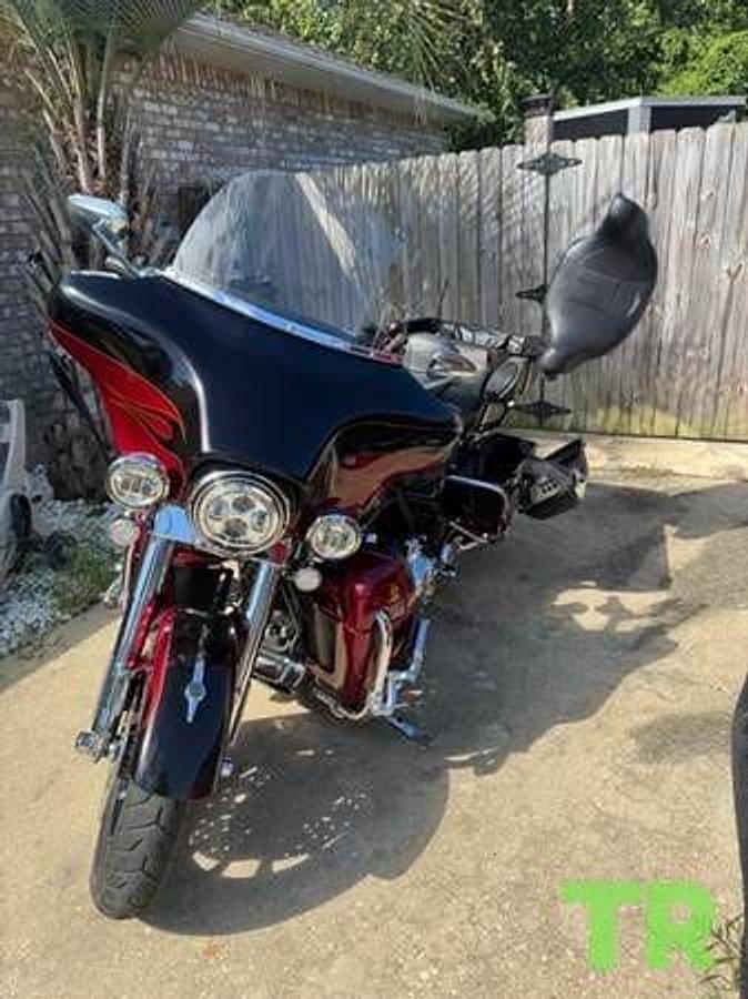 Used 2011 Harley-Davidson CVO Ultra Classic Electra Glide FL