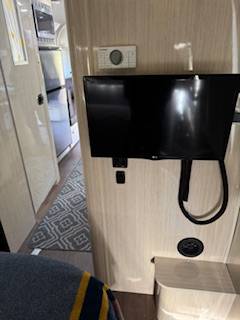 Used 2020 Airstream International Serenity 25RB Travel Trailer