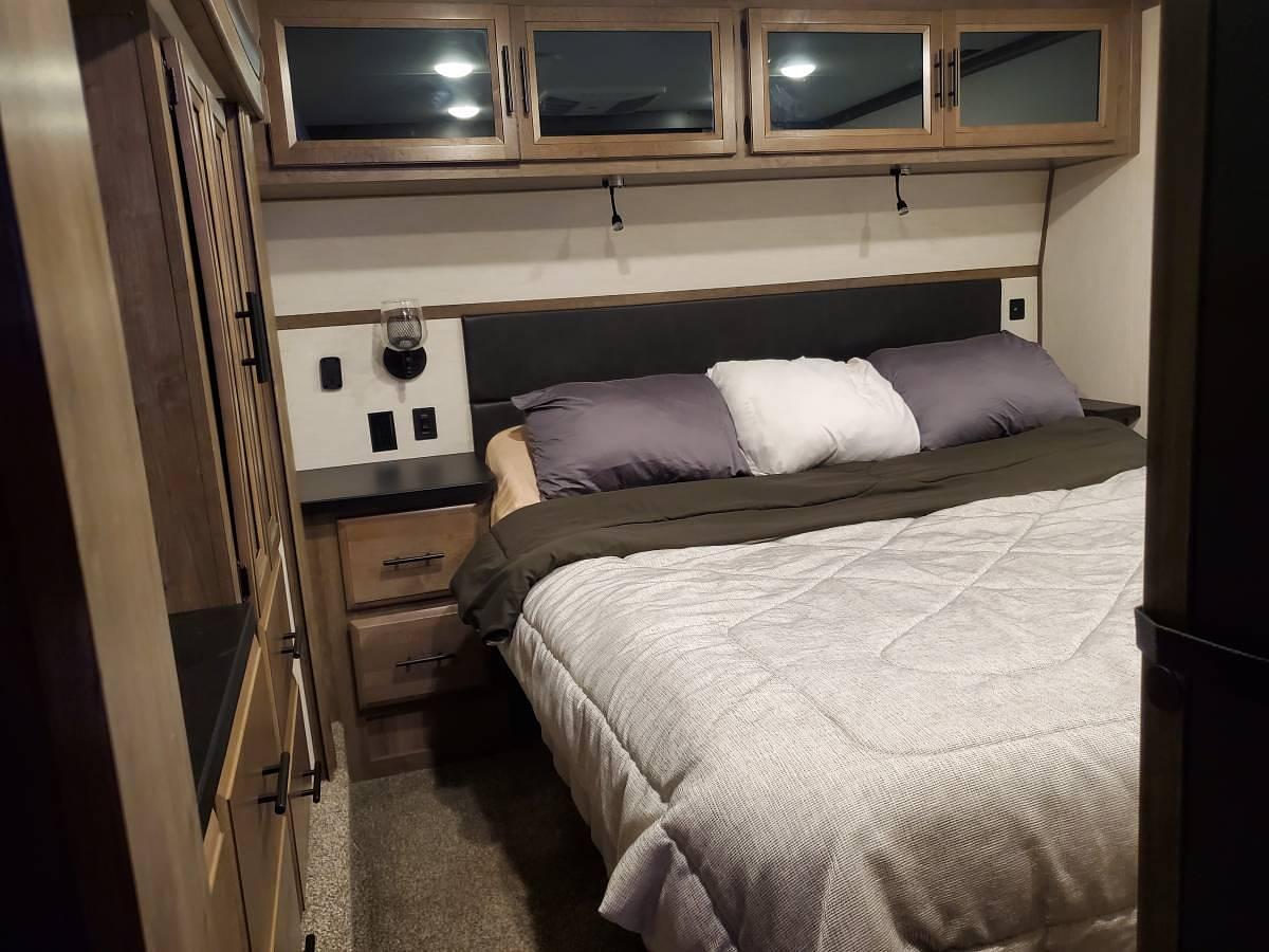 Used 2022 Forest River Vengeance Rogue Armored 371A13 Toy Hauler