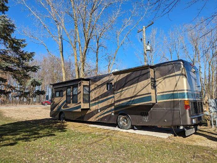 Used 2005 Monaco Beaver