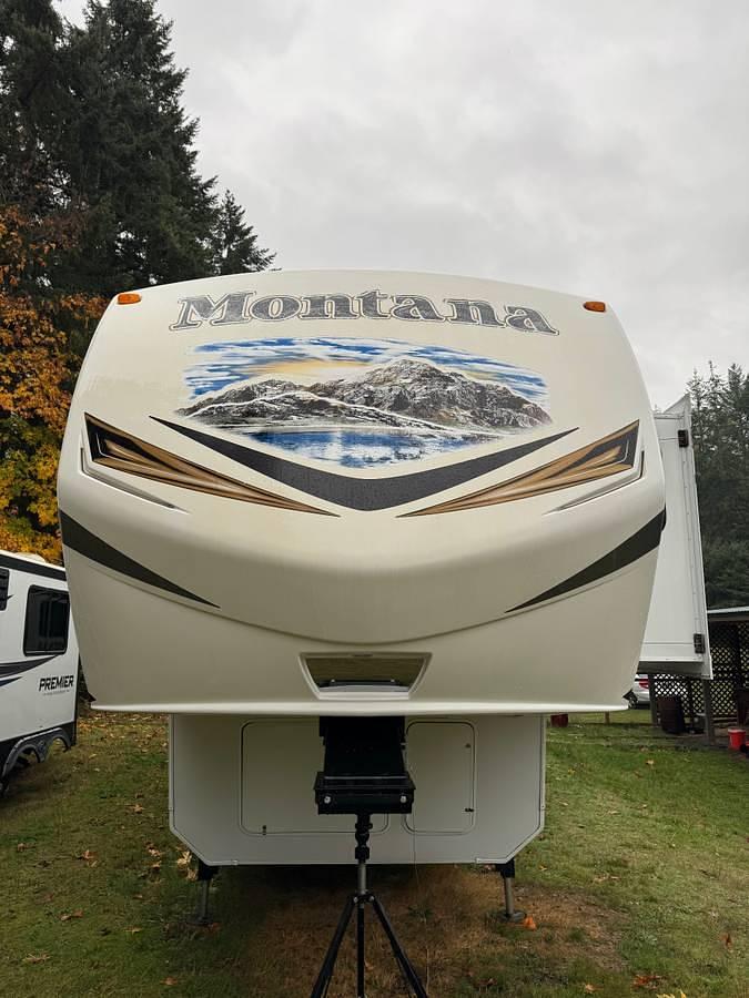 Used 2014 Keystone Montana 3625RE