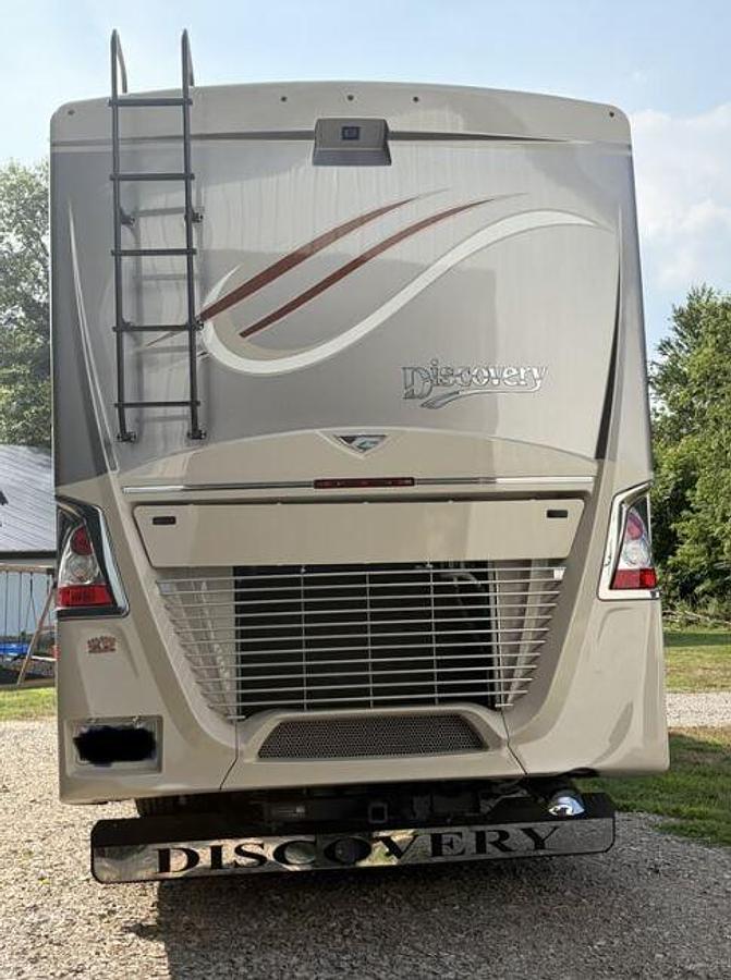 Used 2015 Fleetwood Discovery 40E Class A Diesel Motorhome