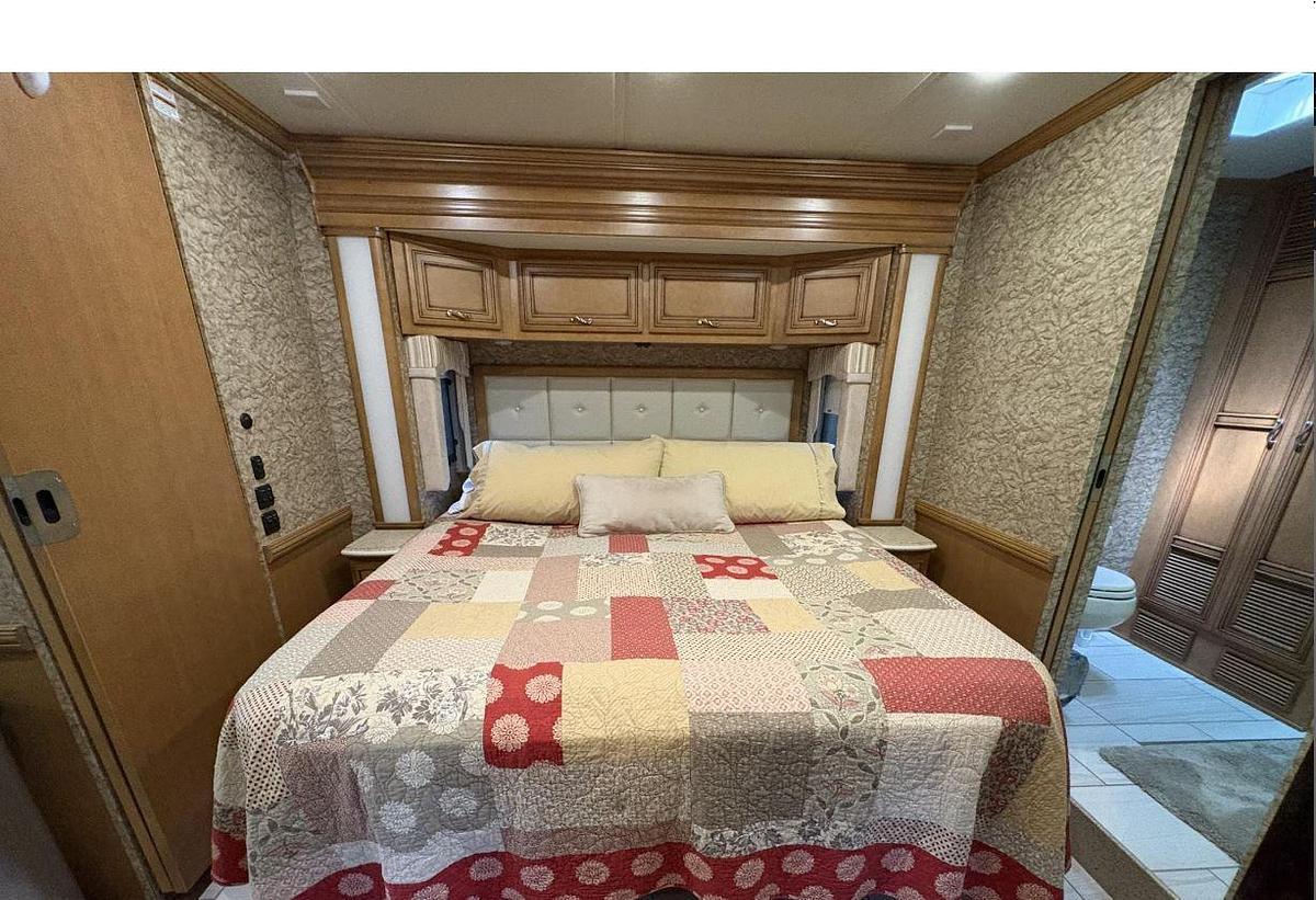 Used 2015 Newmar Ventana 4002