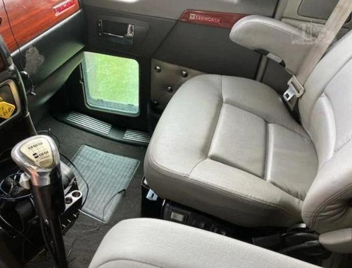 Used 2008 KENWORTH W900