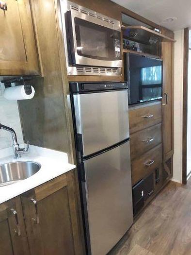 Used 2021 Tiffin Wayfarer RW