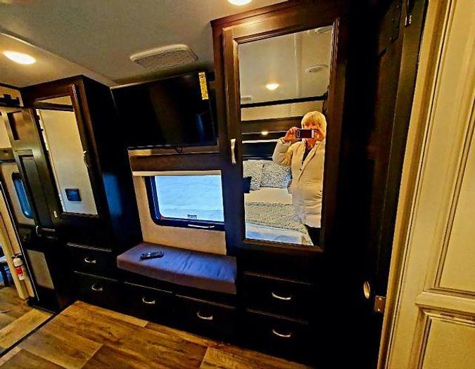 Used 2022 Jayco North Point 382FLRB