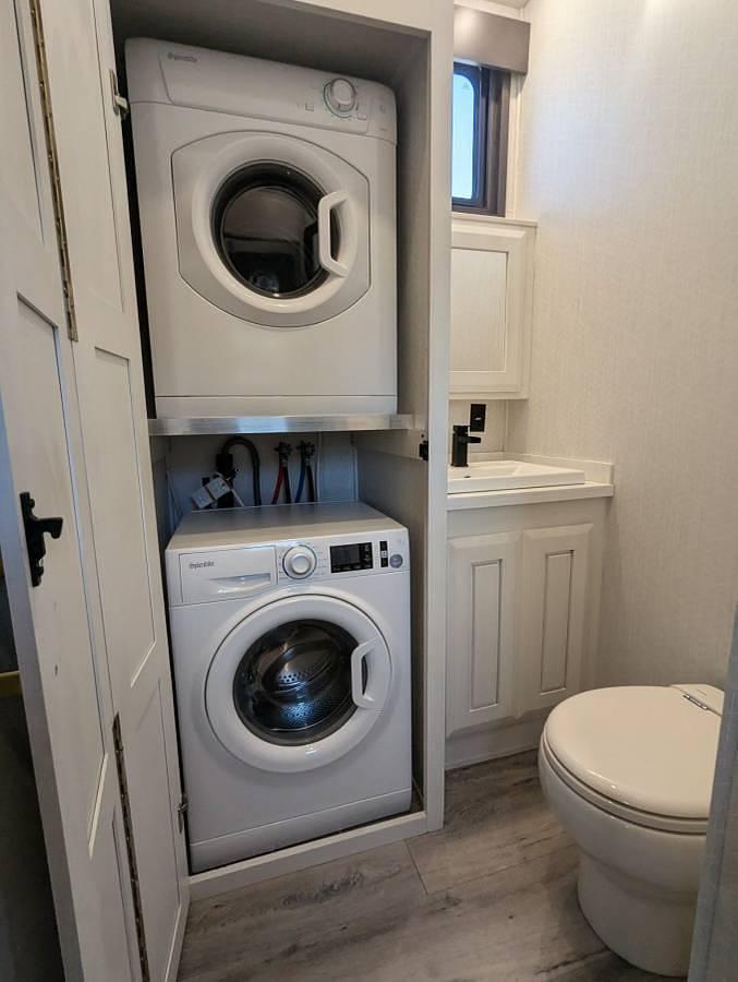 Used 2021 DRV Mobile Suites 41RKDB4