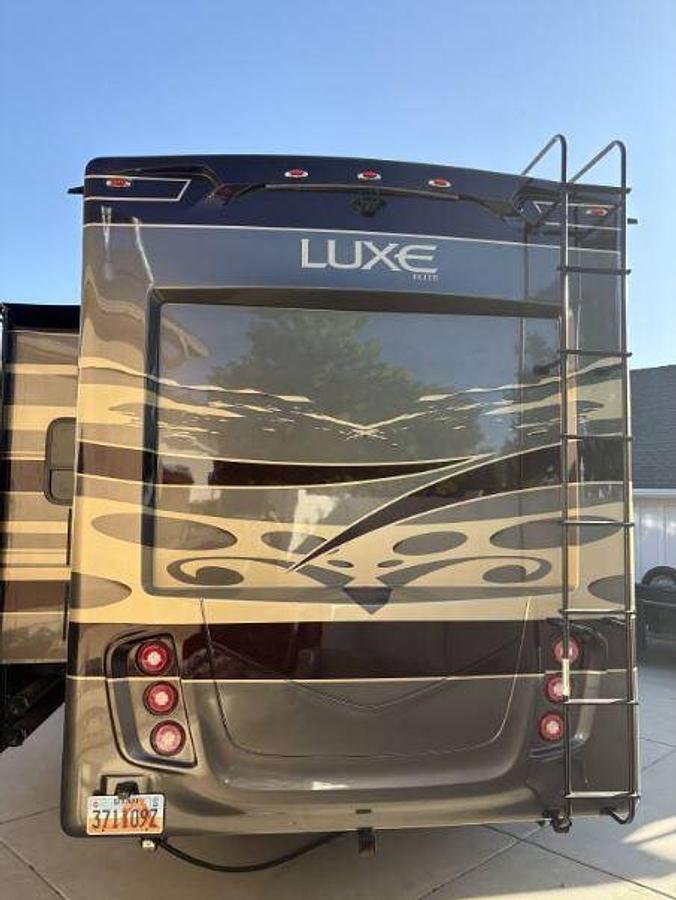 Used 2023 Luxe Elite 44FL Fifth Wheel