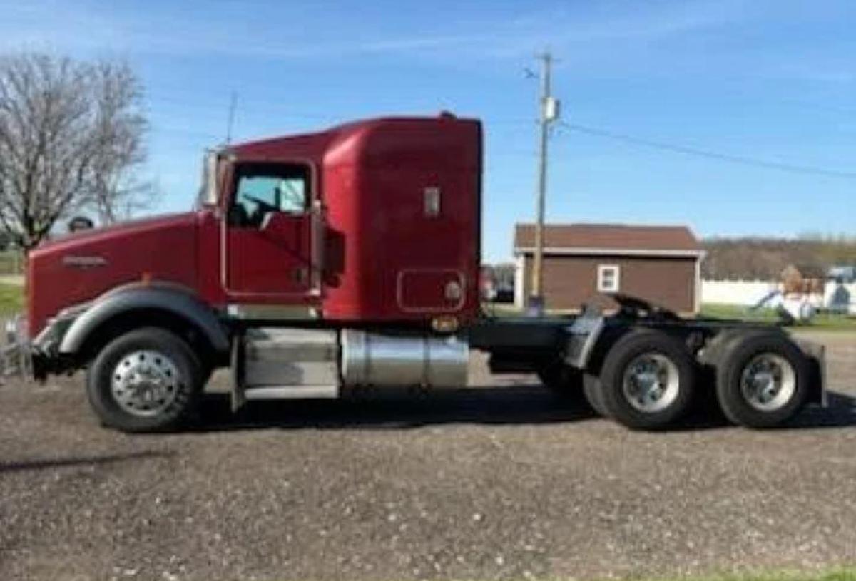 Used 2005 Kenworth T800