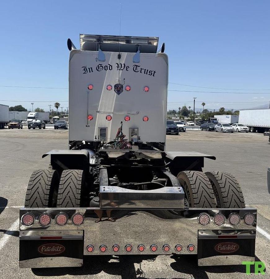 Used 2022 Peterbilt 389