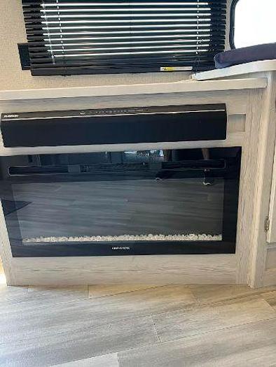 Used 2021 Keystone Sprinter Campfire 25ML