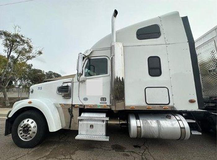 Used 2016 Freightliner CORONADO 132