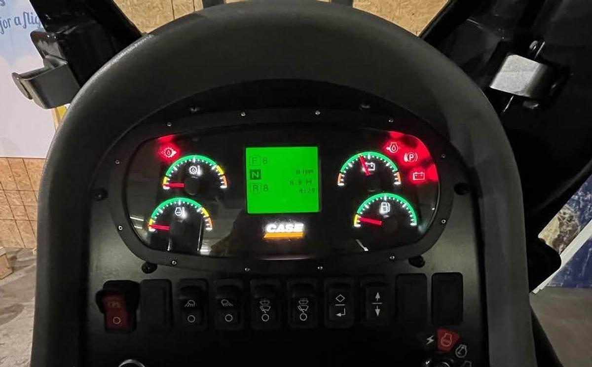 Used 2023 CASE 650M WT