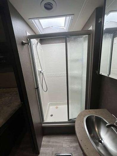 Used 2017 Thor Motor Coach Challenger 37LX