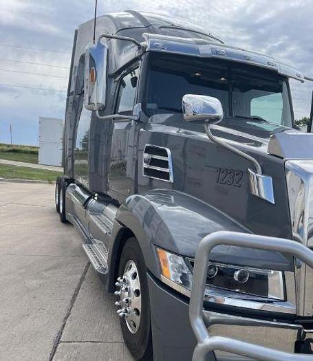 Used 2022 WESTERN STAR 5700XE