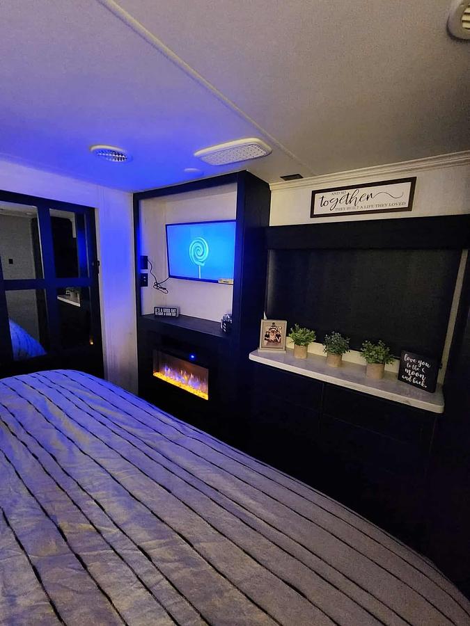 Used 2023 Heartland Big Horn 3700 RL