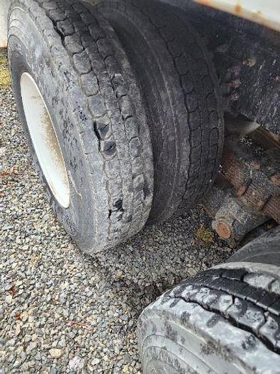 Used 2009 INTERNATIONAL 733 Crane Truck